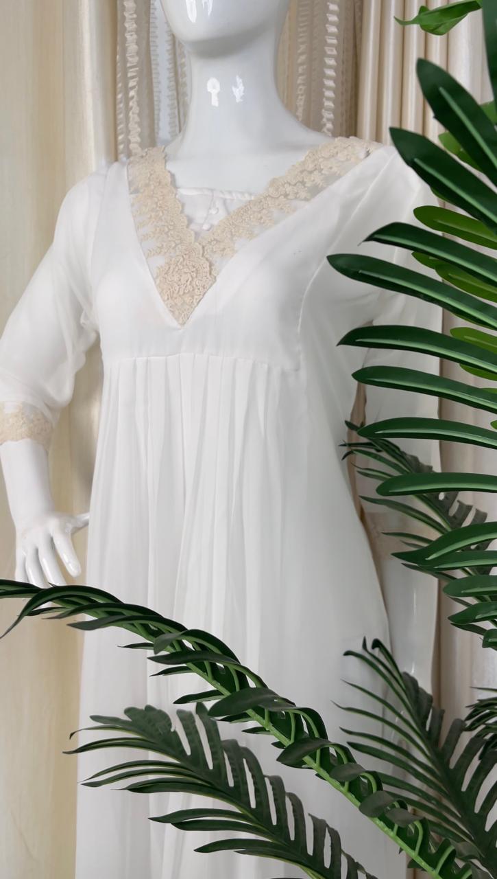 WHITE GEORGETTE V NECK KURTHI (SU 303)