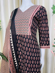 BLACK AJRAKH PRINTED KURTA SET (SU 420)