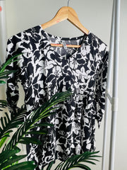 BLACK SHORT KURTHI WITH WHITE DESIGN (SU 380)