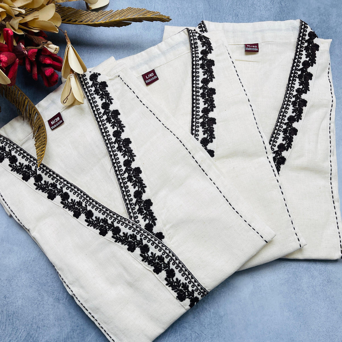 KHADI WHITE WITH BLACK THREAD SHORT KURTHI (SU 672)