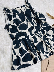 BLACK IVORY SHADOW SHORT TOP  WITH TIE (SU 683)