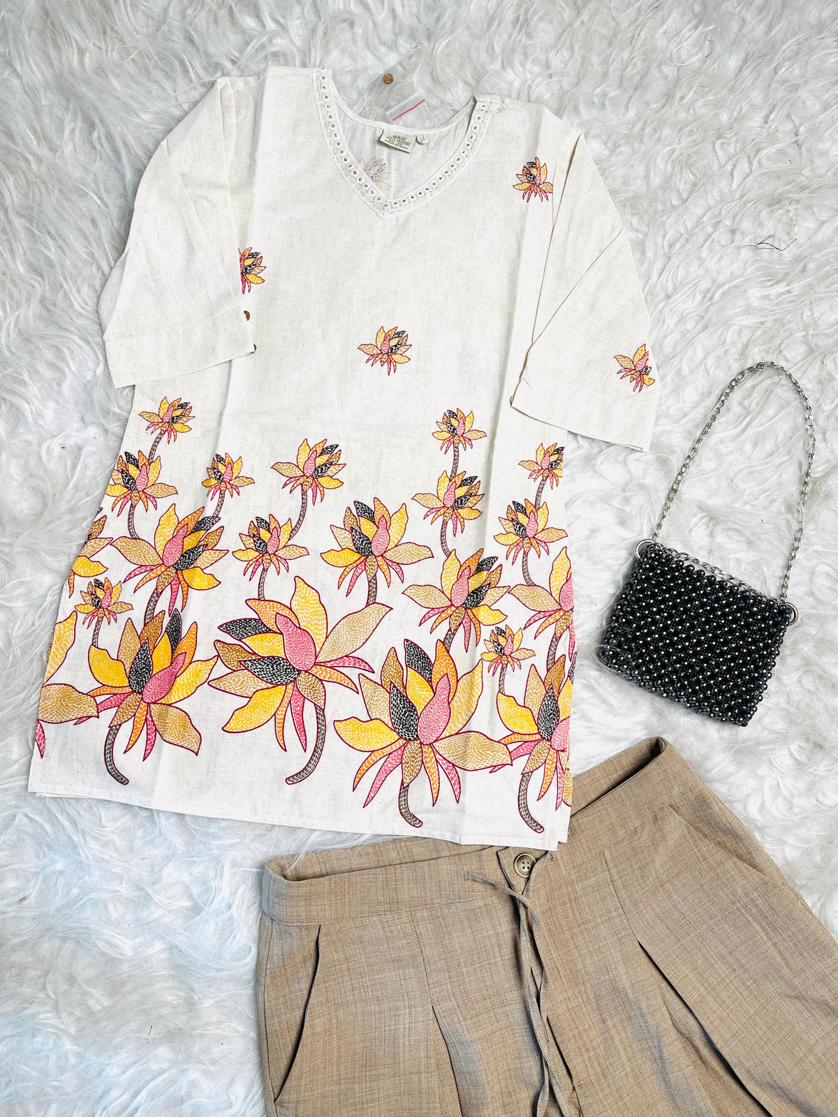 OFF WHITE WITH MULTI COLOUR FLORAL KHADI SHORT KURTHI (SU 705)