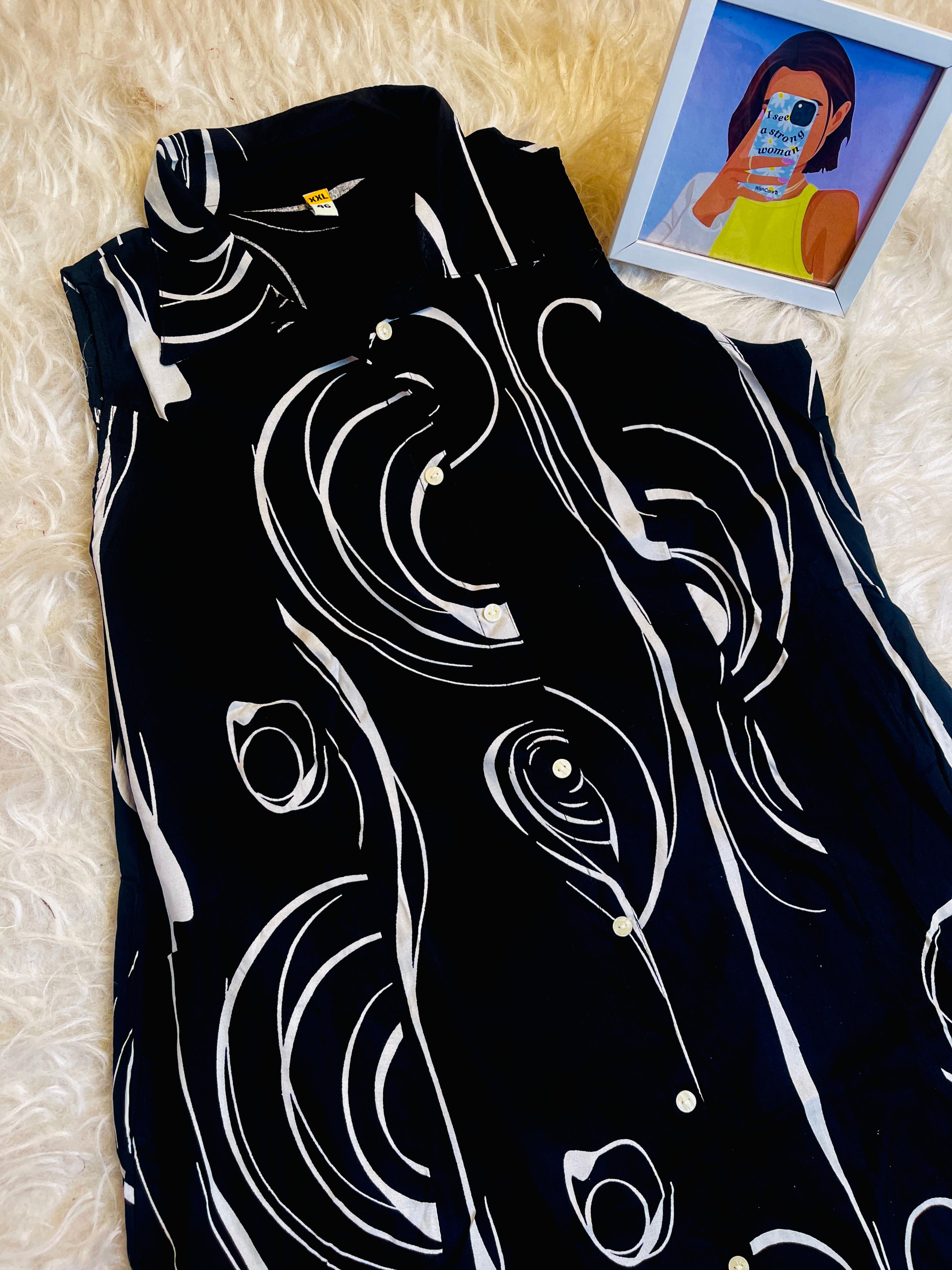 MODERN ART BLACK LOOP DRESS