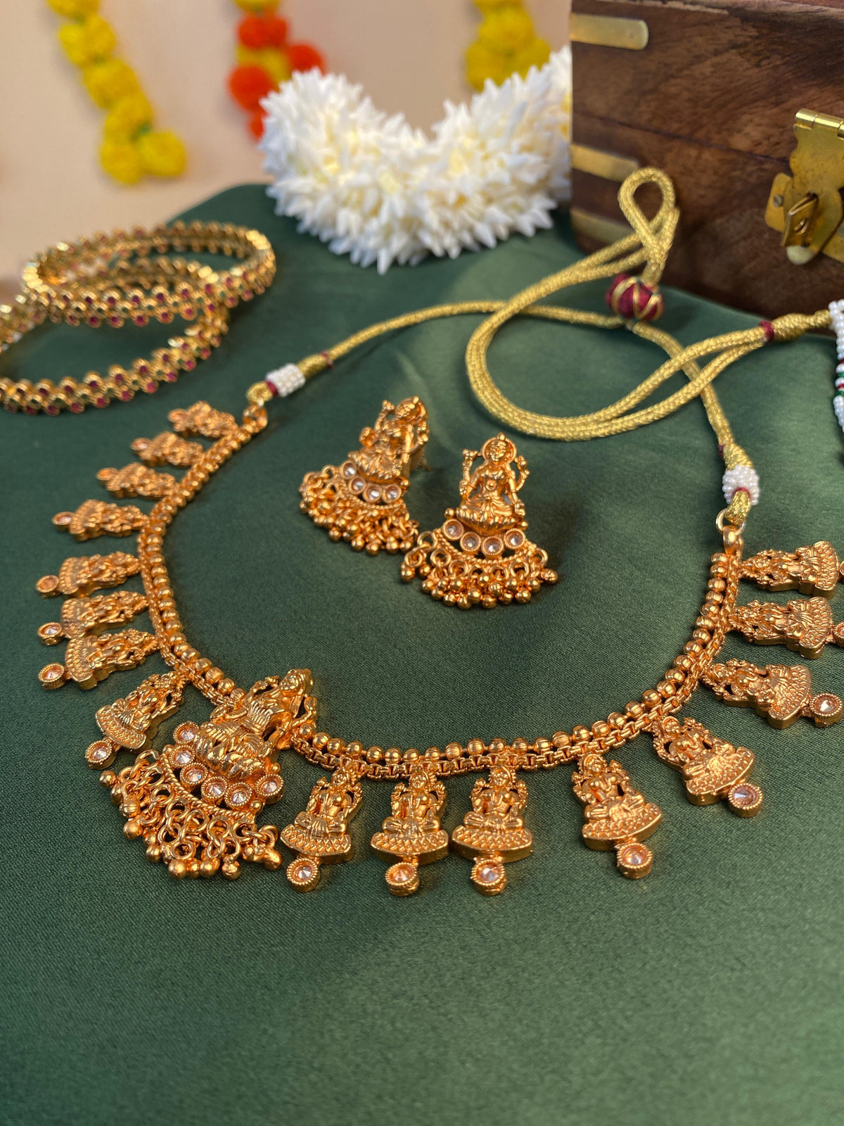 Antique Gold Temple Jewelry Set with Lakshmi Motif
