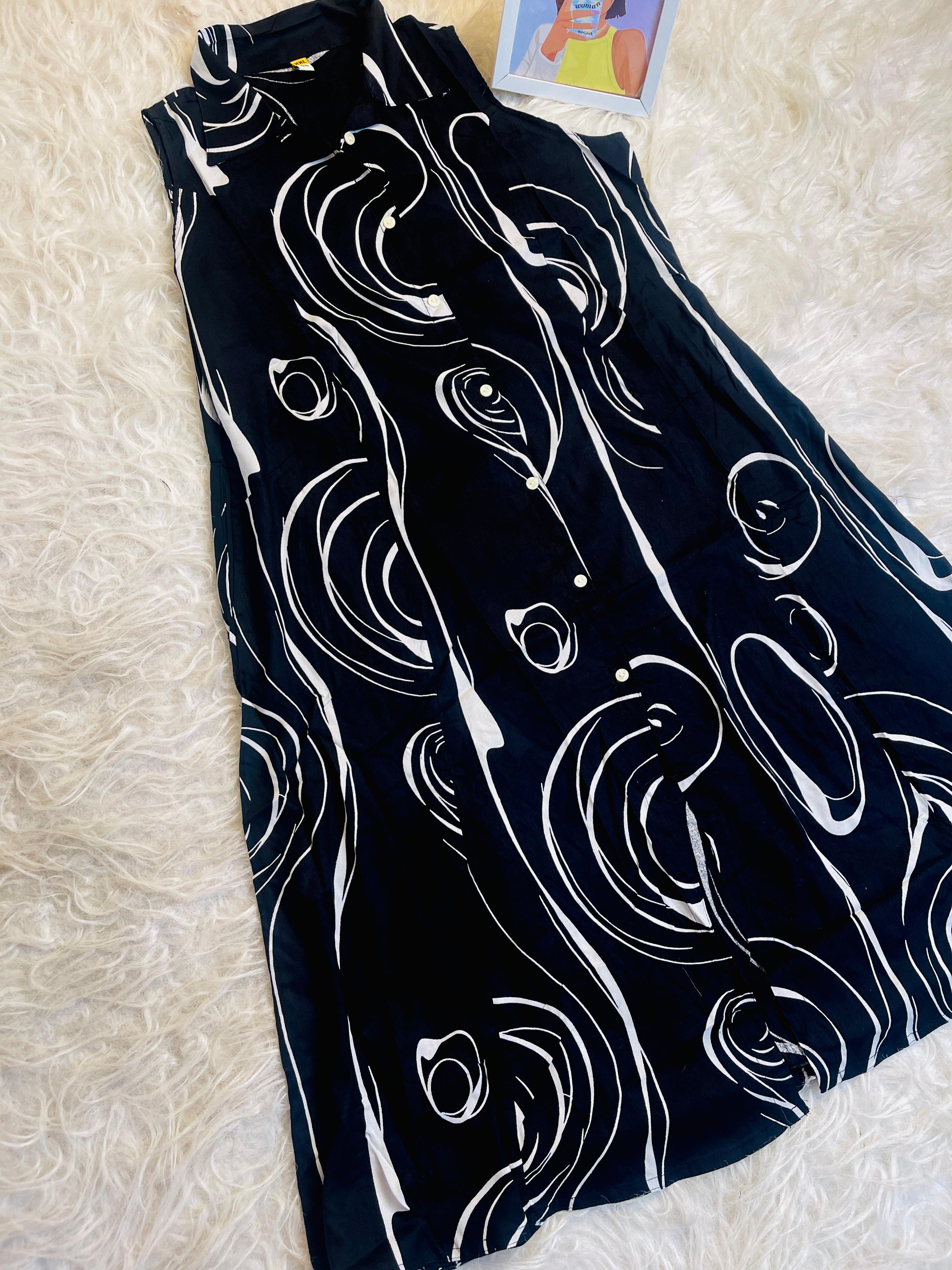 MODERN ART BLACK LOOP DRESS