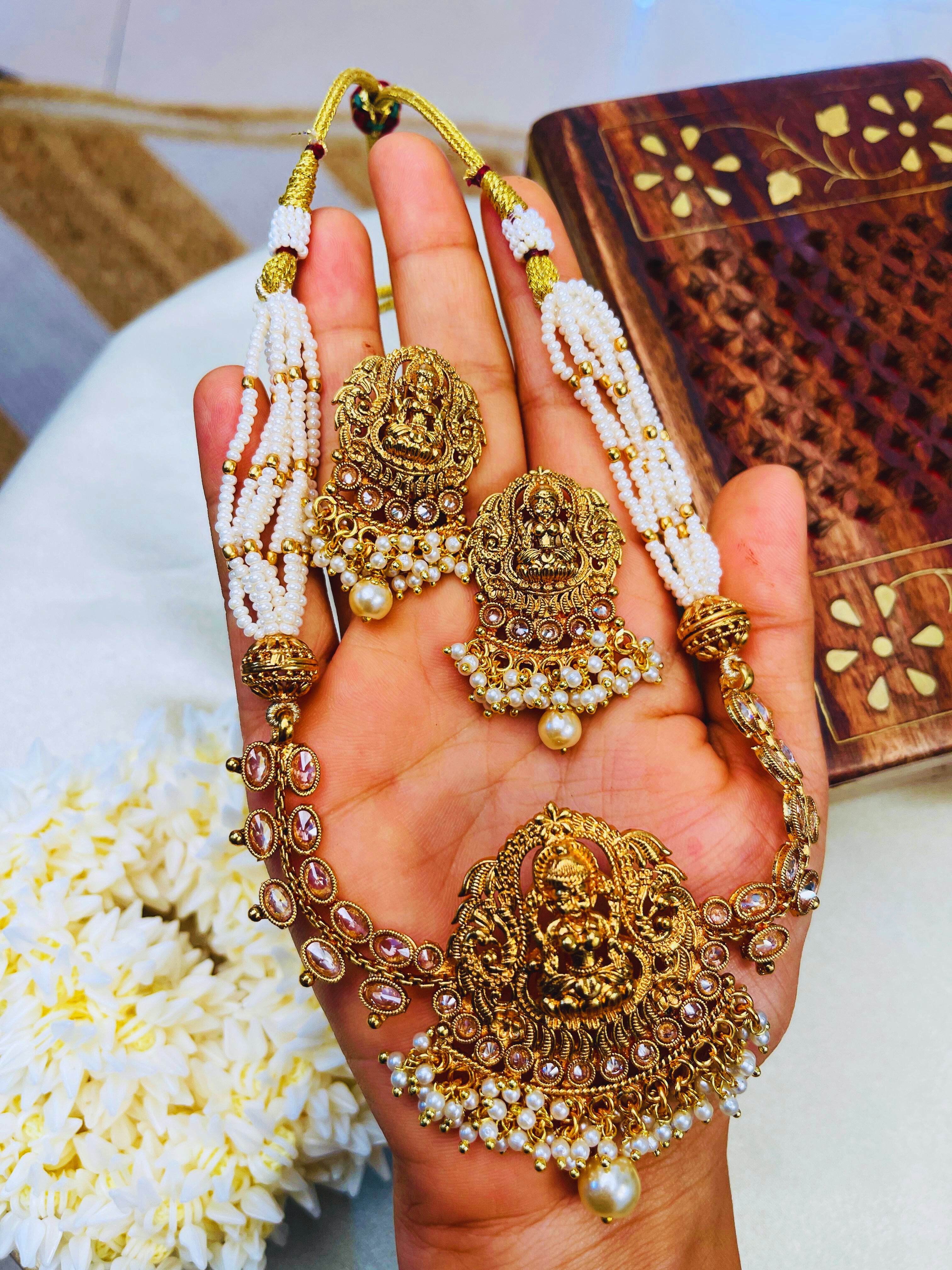 Goddess Lakshmi Temple Jewelry Necklace Set