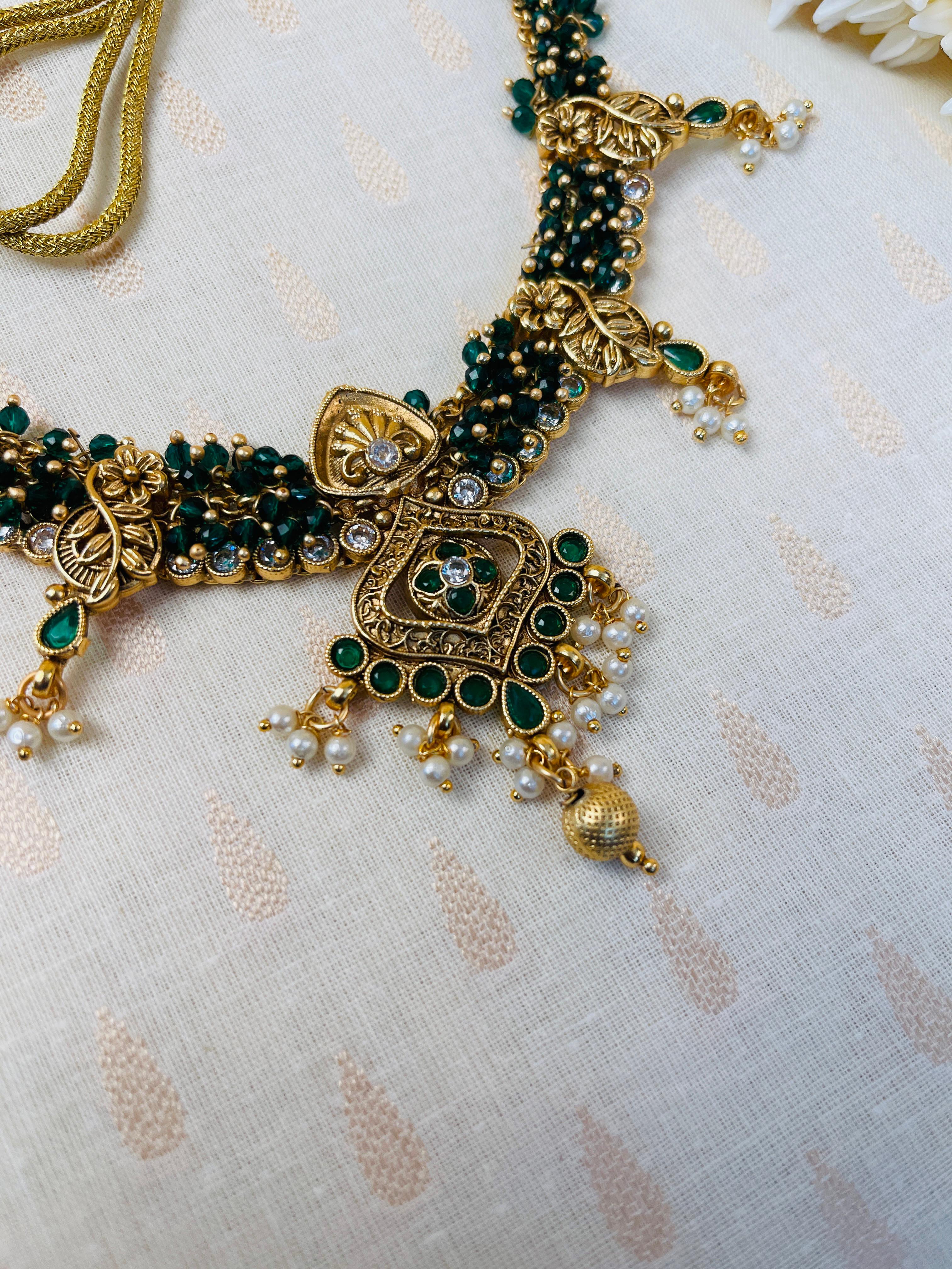 Green Beaded Gold Necklace Set