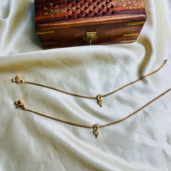 Elegant Gold-Tone Peacock Motif Anklets SJ (196)